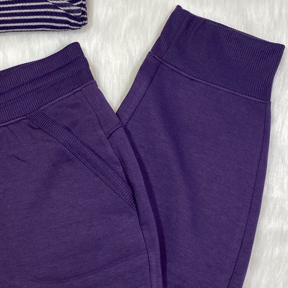 NWT Fleece Joggers Skinny Sweatpants Athleisure - Picture 5 of 6